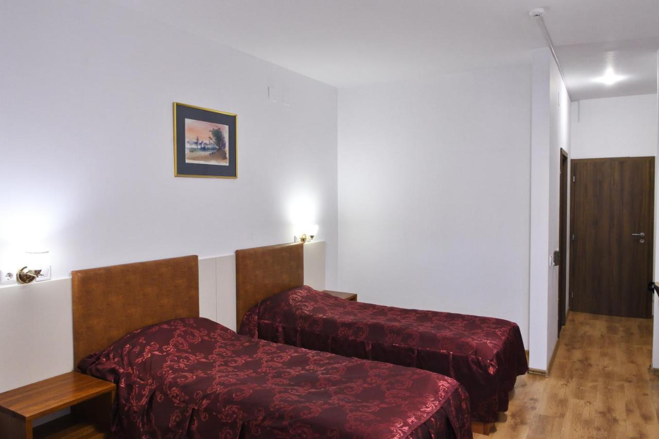 Hotel Select Tulcea Exterior photo